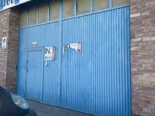 Local Comercial a Calle Almirall Folch