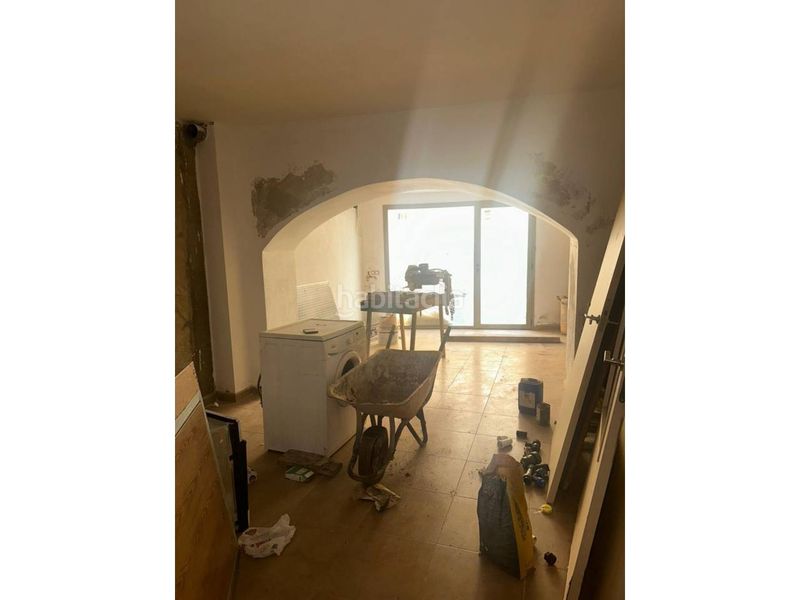 Foto ebffa819-05fc-43d9-8f44-6414cf62e44a. Casa amb aparcament a Cervera