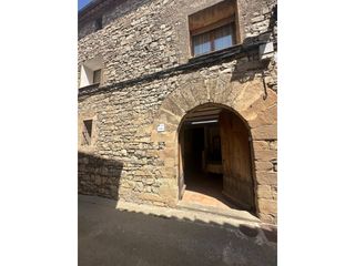 Casa  Calle major. Casa montoliu de segarra
