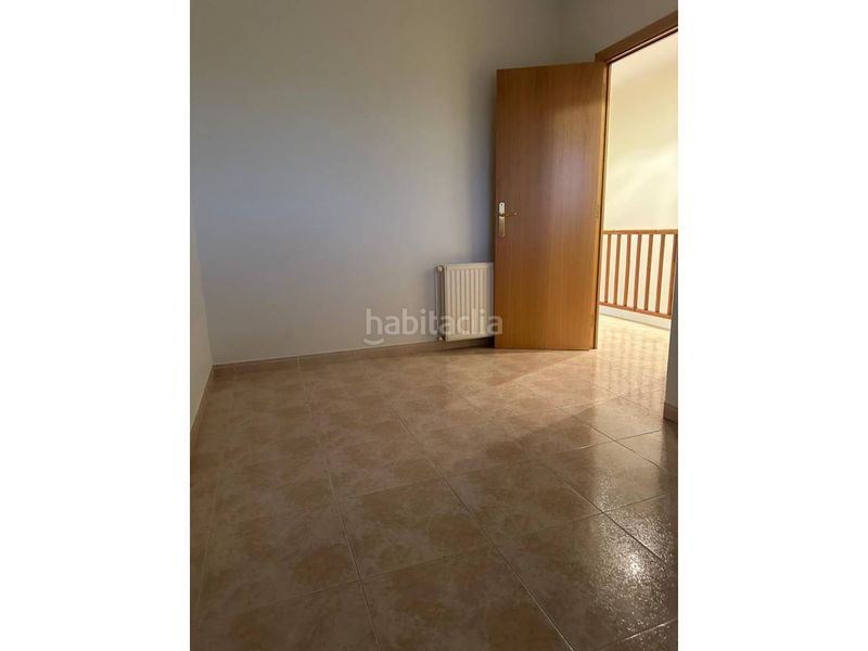 Foto c7ce6b79-fcf9-4e74-97a0-cdc02c1daa88. Casa amb calefacció aparcament a Cervera