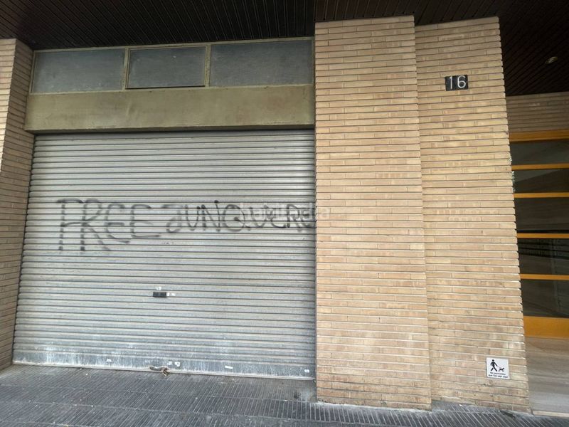 Foto ebf2997d-abb5-4274-a83d-6713f9af85ed. Local comercial a Cappont Lleida