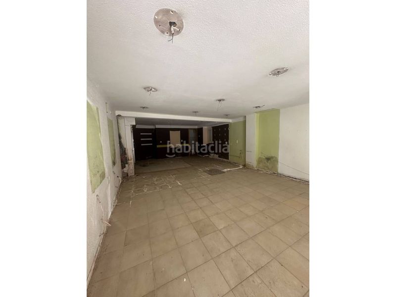 Foto 9d2b4c1e-f19f-424d-b26a-ad64ee69a3b8. Local comercial a plaza mártirs 2 a Cervera