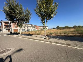 Terreno residenziale  Calle pompeu fabra. Terreny en venta en cervera
