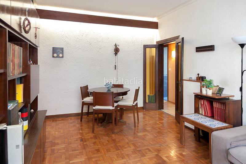 Foto 44f9ab9a-fd9e-4497-b008-ed6dc30cb7da. Piso  para reformar en ronda guinardo en La Salut Barcelona