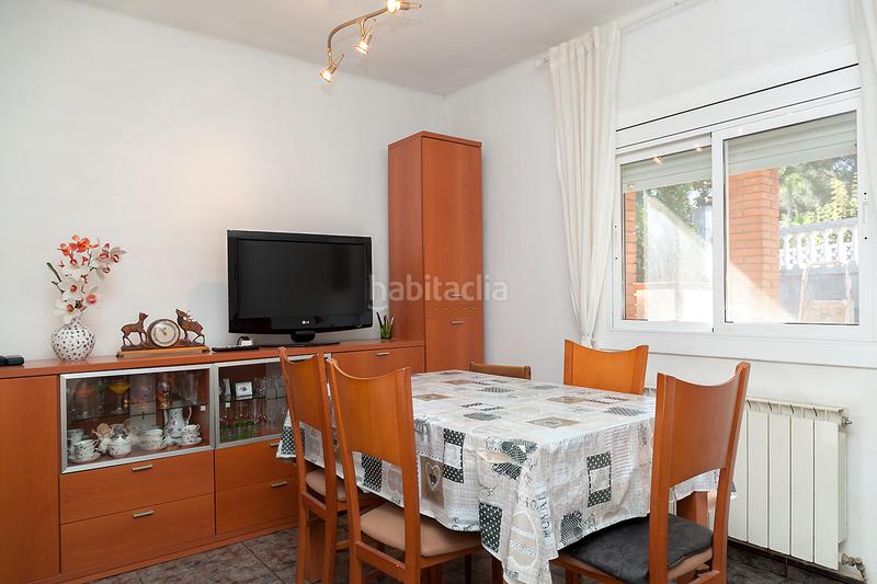 Foto 94cdff4c-ca62-4ff6-bcdb-afb9683add95. Casa con riscaldamento parcheggio in Santa Maria-Terra Nostra Montcada i Reixac