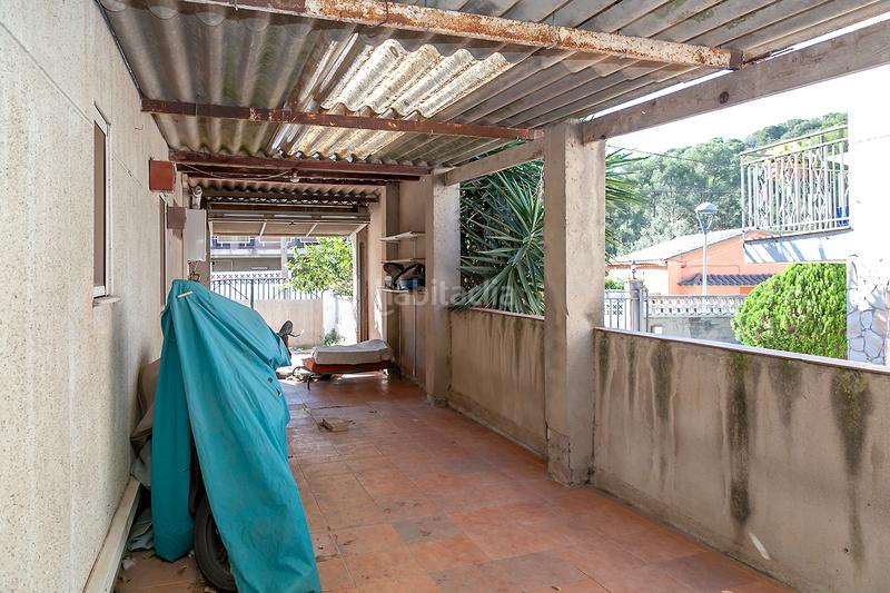 Foto dec824ce-1b79-4eba-8fb6-4a093547354e. Casa con riscaldamento parcheggio in Santa Maria-Terra Nostra Montcada i Reixac