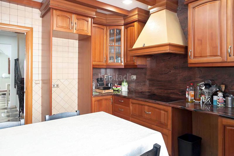 Foto 4b1cf568-163a-479c-a904-18733984cabc. Casa adosada en Estruch-Eixample Prat de Llobregat (El)