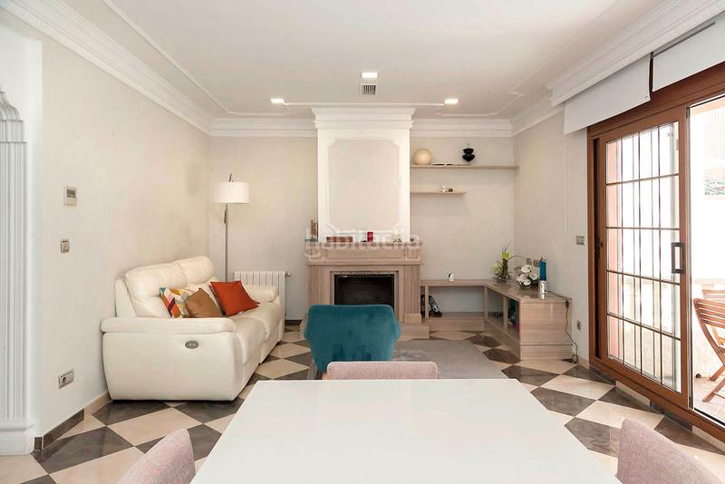 Foto e5f26ba2-4519-4b01-9ce0-1950499075d4. Casa adosada en Estruch-Eixample Prat de Llobregat (El)