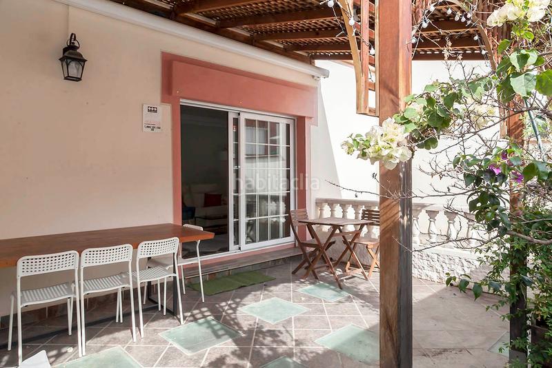 Foto e010937a-8052-456f-99b3-6582fb4514d4. Semi detached house with fireplace heating parking in Prat de Llobregat (El)