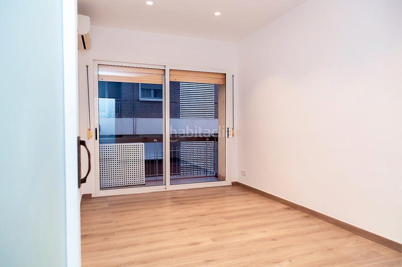 Foto 7cd1bea7-e574-4441-a1f6-e8174a18bfa7. Appartamento in carrer de les camèlies 99 in Baix Guinardó Barcelona