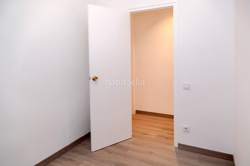 Foto d2407ca5-256f-4b9b-b94a-e6a9d470e949. Appartamento in carrer de les camèlies 99 in Baix Guinardó Barcelona