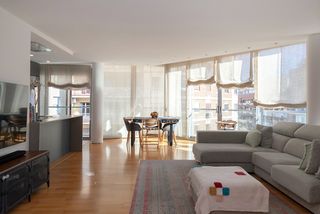 Pis  Carrer de c�rsega. Pis en venda a cl corsega