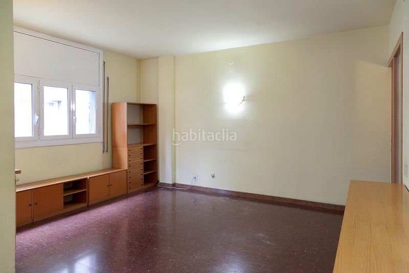 Foto b85b5520-5b53-4f17-a444-dde6fbd8cb5b. Pis amb calefacció aparcament a Vila de Gràcia Barcelona