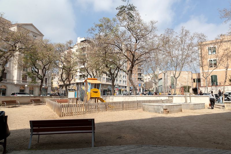 Foto 4a966726-85ba-4b52-881c-c6b0af038b2c. Pis a plaça d'artós 9999 a Sarrià Barcelona