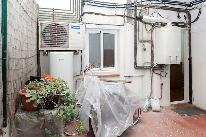 Foto 896a35fe-b511-4e60-a46e-3c86f50b81ff. Pis a plaça d'artós 9999 a Sarrià Barcelona