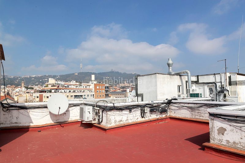 Foto ec04bd0b-a78a-42d9-9f61-981dbc54adb1. Pis a plaça d'artós 9999 a Sarrià Barcelona