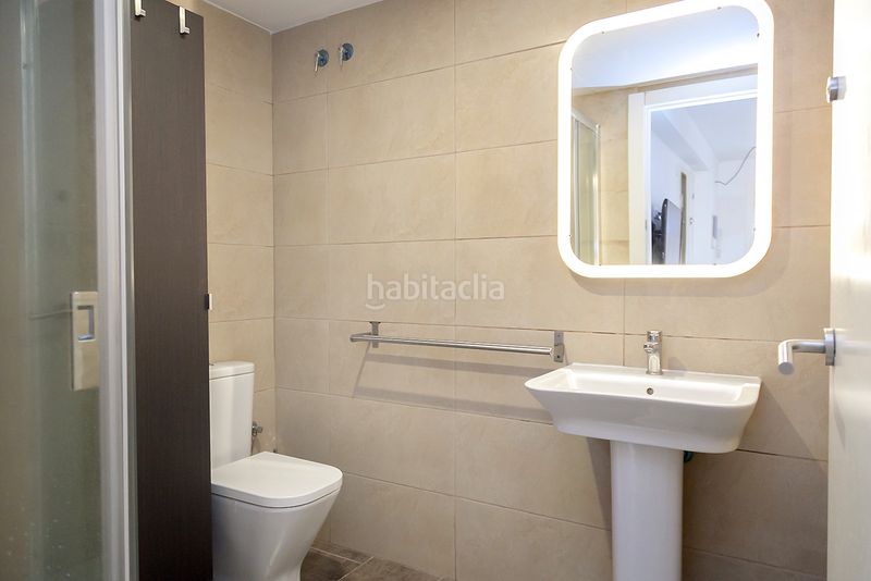 Foto d8a6c33f-5a4a-43fb-a72f-6649fe856a99. Dúplex amb calefacció a La Salut Barcelona