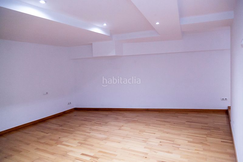 Foto ab8dd905-57a2-43e2-ac8b-5f81e64b369c. Pis a El Coll Barcelona
