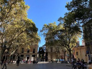 Edifici a Vila de Gràcia. Edificio de uso mixto en venta en vila de gràcia