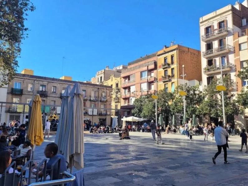 Foto 752ab962-ec8e-4b65-9d14-6f86e4a37bcd. Edifici a Vila de Gràcia Barcelona