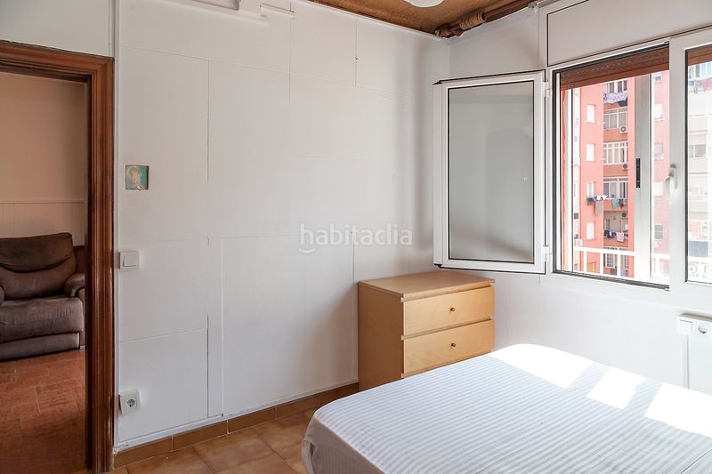 Foto ee81bac8-3ce7-4ea6-a3c3-d5a4b9384767. Pis a Sagrada Família Barcelona