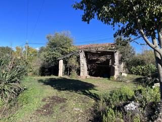 Masia  Carrer sant esteve. Masia  - batet - olot