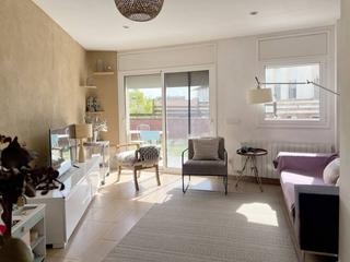 Pis  Sant martí. Santa pau  piso   en venta