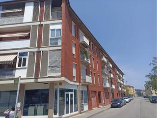 Piso  Madrid. Piso en venta en olot zona pequin  carrefour