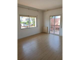 Etagenwohnung  Santa sabina. Olot  pla de dalt  piso esquinero