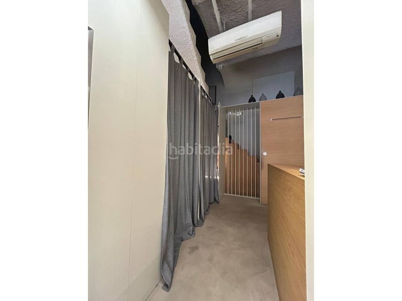 Foto 2cc831c8-f5bf-450a-92bd-357fb53212cd. Lloguer local comercial a Olot