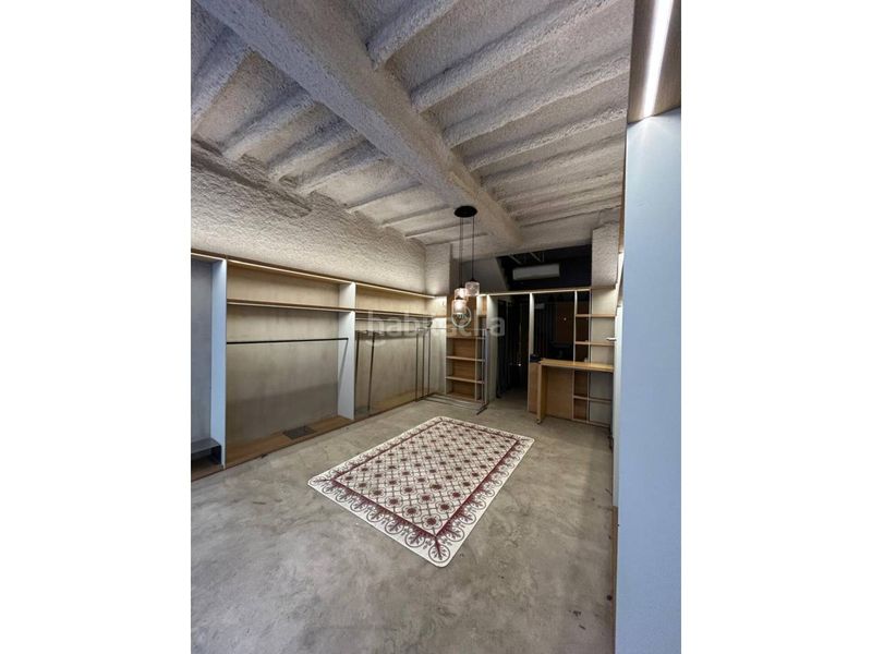 Foto a0634eef-782d-4067-95ff-d4c86713c55b. Lloguer local comercial a Olot