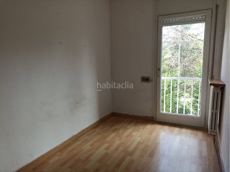 Foto 2ea7130f-48a4-4178-8a9b-64f9aa566712. Casa adossada amb calefacció aparcament a Olot