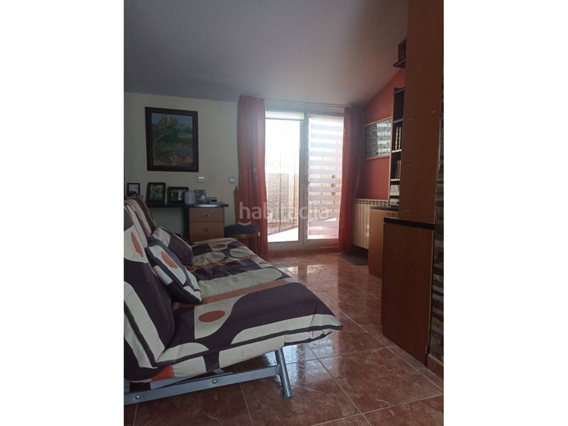 Foto a96c3da9-b767-471a-a5d0-9f0b784c0c7c. Duplex avec chauffage parking dans Olot