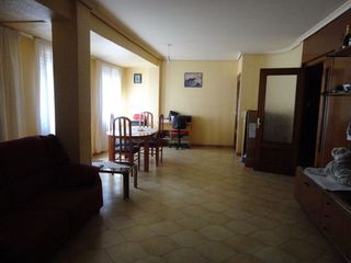 Piso en Onda. Piso con 4 habitaciones