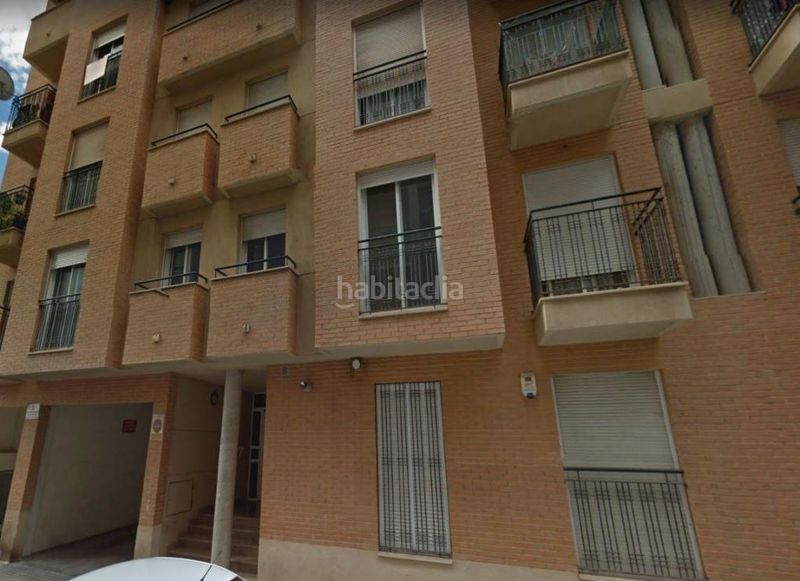 Foto a15fe020-346a-40e5-b3ad-d0b65634a24b. Aparcament cotxe a Onda