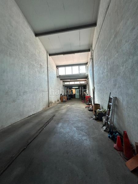 Foto d5ef0692-24d5-44a1-9303-6b9d93f2f3b8. Bâtiment à usage industriel dans El Remei Badalona