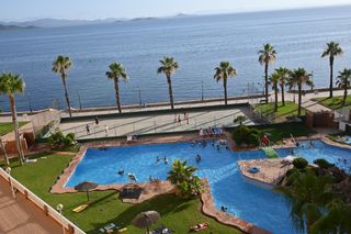 Dúplex en Urbanización puerto y playa 24. Dúplex junto al puerto deportivo tomás maestre