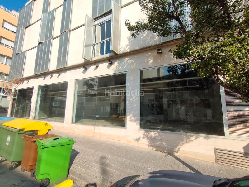 Foto 255a21e8-bdf4-4cf1-9425-1a31085c5c1f. Lloguer local comercial a carrer ample 32 a San Pere Terrassa