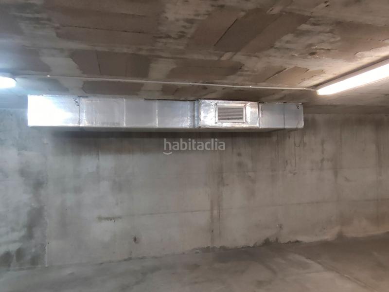 Foto 69a49da3-7d81-4d07-b001-656d9be72239. Lloguer local comercial a carrer ample 32 a San Pere Terrassa