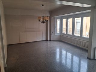 Pis a Carrer del pantà 70. Piso de 6 habitaciones espectacular, con mucha luz natural. vist