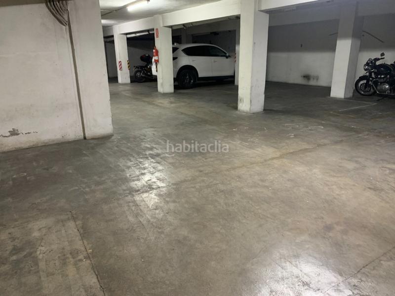 Foto fd284523-20a8-46b0-93fa-810bb9192a86. Lloguer aparcament cotxe a Ciutat Universitaria Valencia