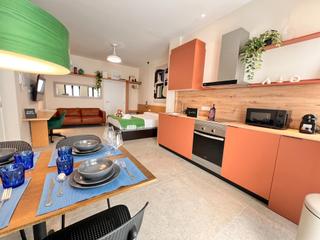 Loft a Aiora. 3 estudios independientes reformados  a estrenar, licencia turis
