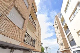 Pis en Pobla de Farnals. Piso de 3 habitaciones, excelente inversion con sentido.