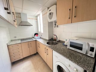 Miete Etagenwohnung in Albors. Piso para estudiantes, en excelente zona, a solo 5 minutos andan