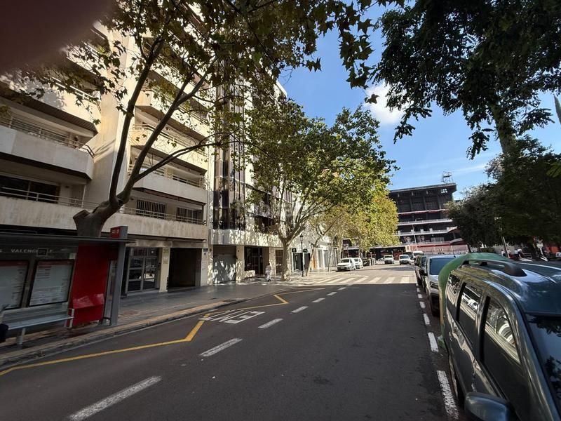 Foto 09b2d5a6-ec84-4ebe-8d7e-c91b1f93d5cc. Aparcament cotxe a Exposició Valencia