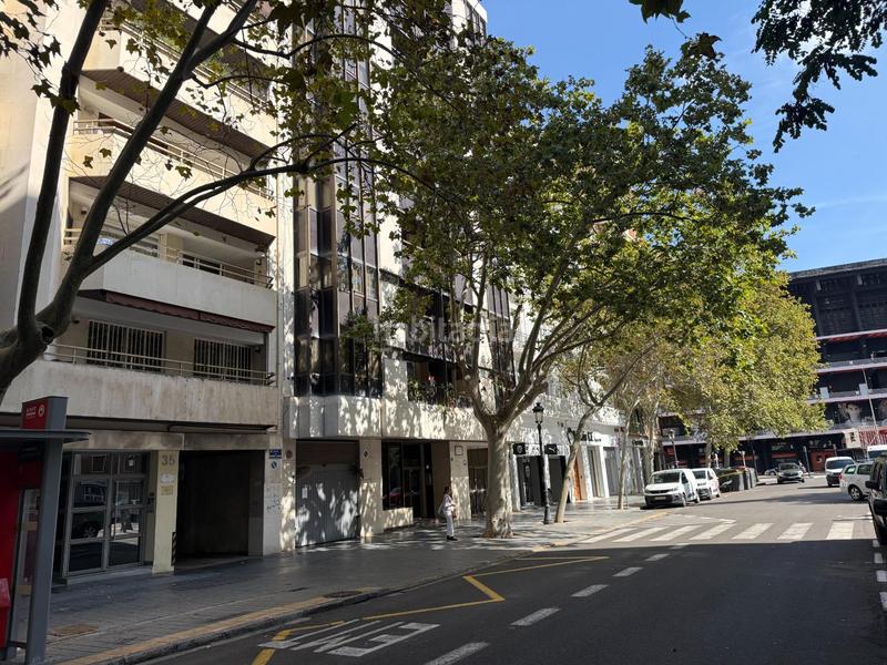 Foto a2c03ec7-835b-474f-940c-d69dd4a7a590. Aparcament cotxe a Exposició Valencia