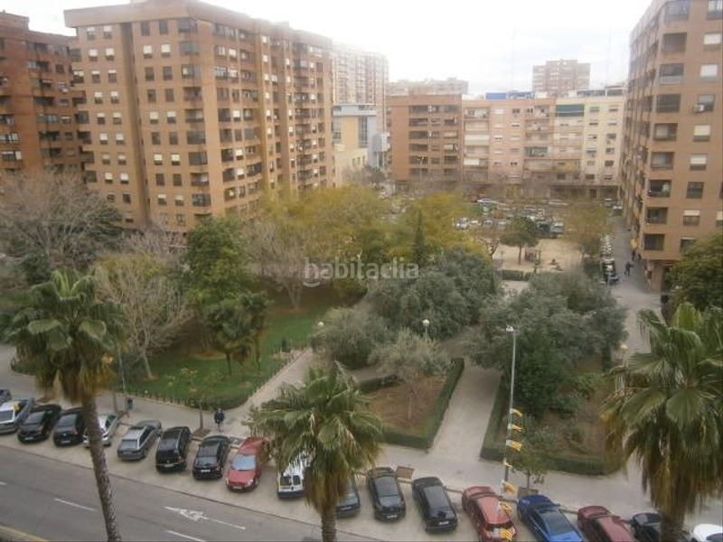 Foto c3121437-7142-47ba-bab6-65316334b404. Rent flat with heating in Beteró Valencia