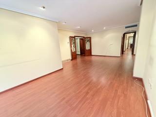 Appartamento in Mestalla. Excelente piso a pocos metros de la ciudad de las artes y las ci