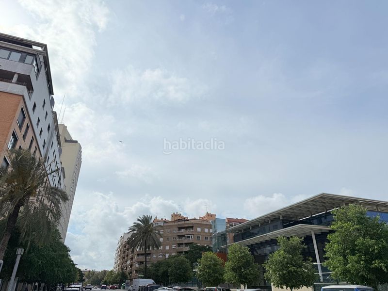 Foto b14eb78b-4152-4f01-932a-549973deaf6a. Pis a Mestalla Valencia