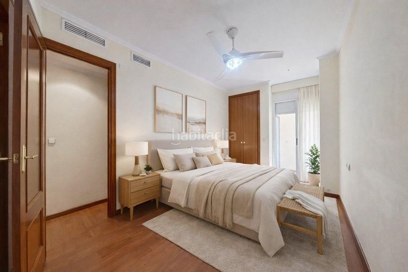 Piso excelente zona, piso amplio, a pocos metros de la ciudad de las artes y las ciencia y del club de tenis sporting en Valencia - Imagen 11